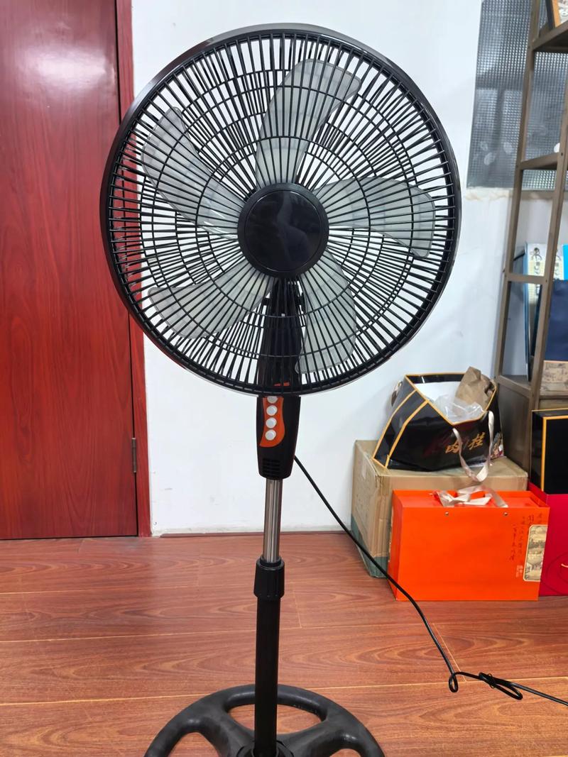 10寸-16寸外贸首选 高性价比大风力风扇，夏日消暑利器